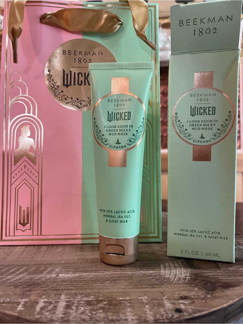 Beekman 1802 Wicked Mud Mask with Gift Bag